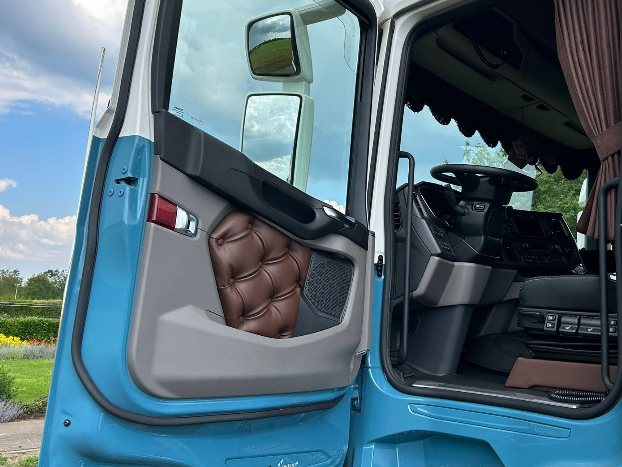 Deurpanelen Geknoopt - Geschikt voor SCANIA R / S Next generation
