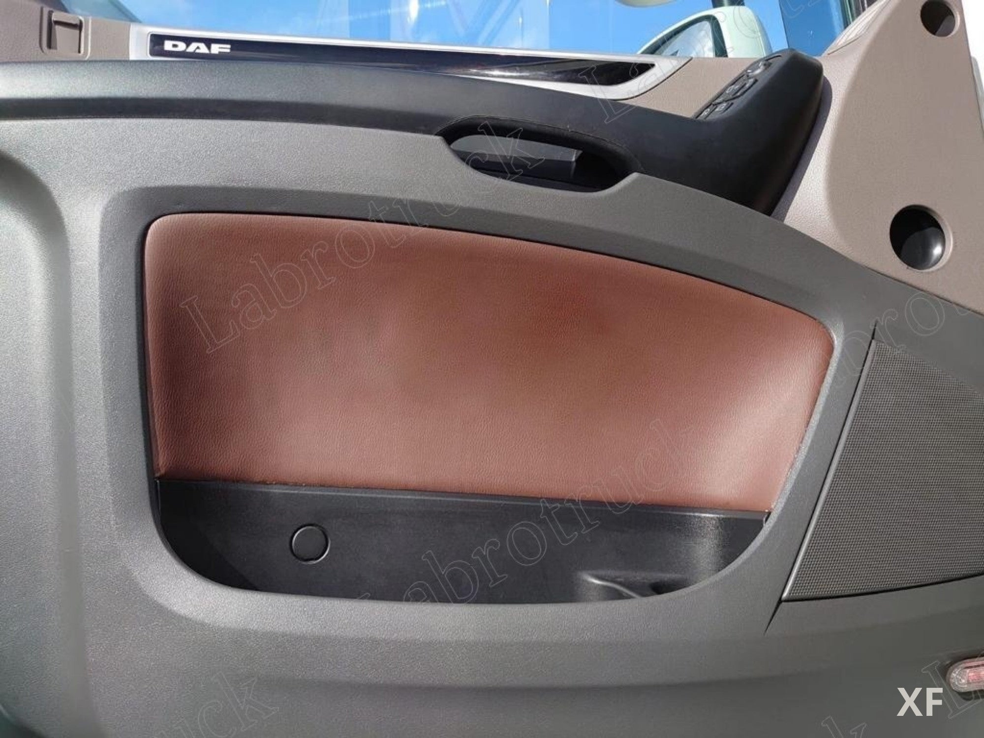 Losse stof deurbekleding - Geschikt voor DAF XF / CF Euro 6